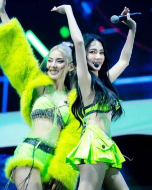 Wanida Termthanaporn Instagram - #rsmeetingconcert2024 #girlyberry ☺️