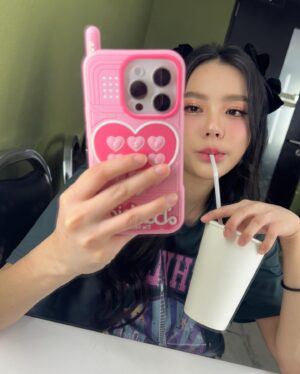 Wanida Termthanaporn Instagram - Early morning working day be like 🤣🫨🥹😴🫠