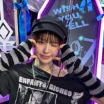 Wendy Instagram - 'Wish You Hell' 첫방 함께해줘서 너무 고마워🩵 2년 11개월만에 컴백이라서 쵸큼 떨였지만 행복하구 신났오🩵 남은 활동도 즐겁게🤟 컴백 축하해준 많은 분들 감사합니다🩵🧚‍♀️