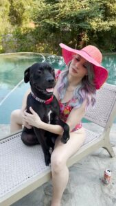 Whitney Cummings Instagram - Watch @whitneycummings reunite with her foster pittie 💛 (🎥: @adventuresmagicponyadndblue, @iloverescue, @istandwithmypack)