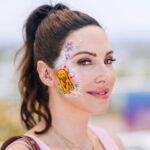 Whitney Cummings Instagram - Celebrating the iconic @lisafrank 🦄 can’t wait for y’all to see what we are doing together 👽