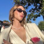 Whitney Port Instagram - Very into this @rodarte pink flower these days. What do you think? Do we love? Pinned it on for a lovely dinner with @jfedla @elcabmember 🌸