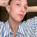 Whitney Port Instagram - How I go to bed with glass skin 🫧 Filmed my bedtime skincare routine for you guys 2 drinks deep when I was in Hawaii, the tipsier the better. Using: @osmosis_beauty cleanser @bioeffectofficial EGF essence @osmosis_beauty epidermal repair serum @bioeffectofficial 30 day treatment @retrouveskin eye cream @kosas spray