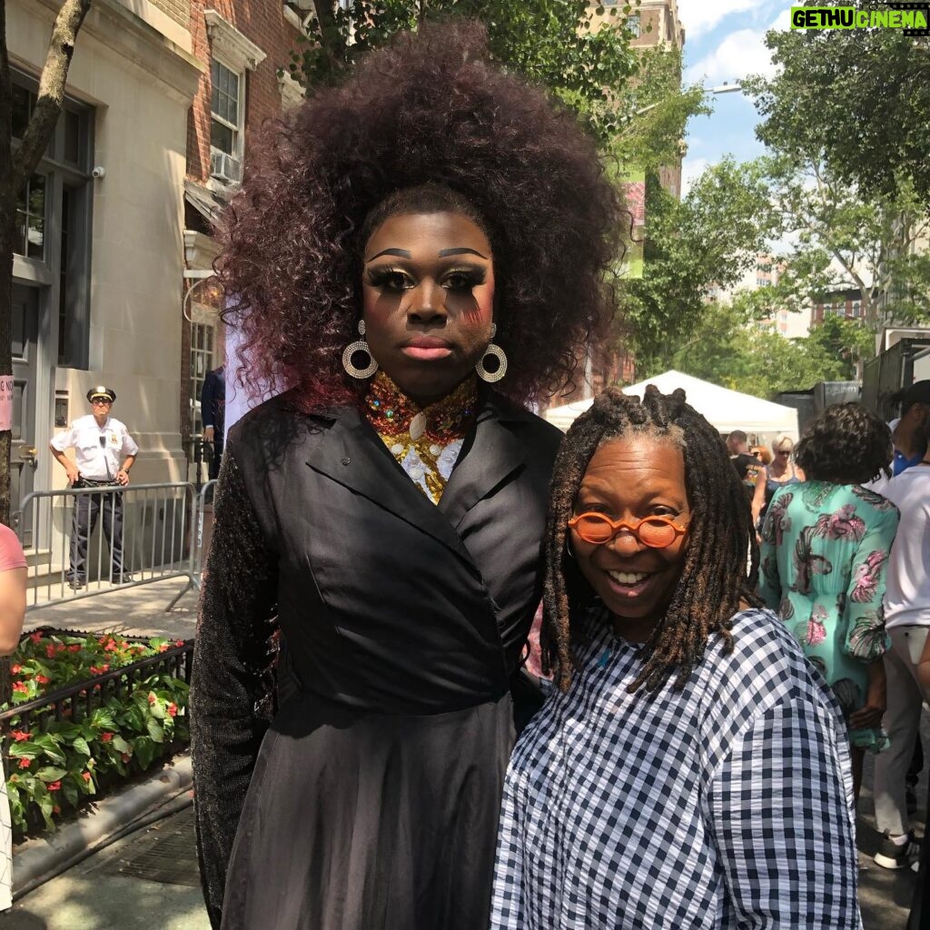 Whoopi Goldberg Instagram - @bobthedragqueen I adore you!