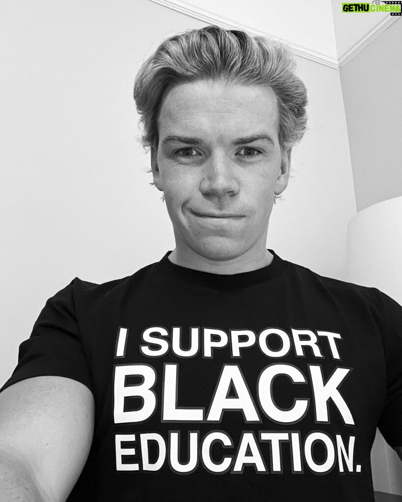 Will Poulter Instagram - Some months before his passing the late Virgil Abloh, the first patron of @theblackcurriculum and founder of @off____white collaborated with @edward_enninful OBE, the Editor-in-chief of @britishvogue to create this T-shirt which is part of a 3 piece collection. The net proceeds of which will go towards supporting the invaluable work of my friends at @theblackcurriculum 📚 ❤️ Please consider following them and join me by purchasing an item from the collection via the link in my bio or in theirs #teachblackhistory365 #voguecollection