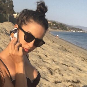 Willa Holland Instagram - h/o 1sec Jor's on the phone w 2013 refusing to hang up being 22 
above teenage below adulthood 4 life