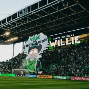 Willie Nelson Instagram - Willie is VERDE. 🌳