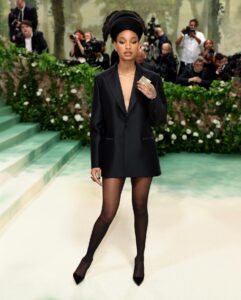 Willow Smith Instagram - At the #MetGala 2024, @WillowSmith flaunted sophistication in a custom #DiorCouture tuxedo jacket by @MariaGraziaChiuri, skillfully parlaying black from merely a color into a compelling statement on the art of tailoring for the #ReawakeningFashion theme. Bold masculine lines mingle with the delicacy of sheer contrast to unveil a striking sensuality that was accentuated by @DiorBeauty makeup. Swipe to appreciate the technique that transforms luxurious wool and silk into a breathtakingly trim silhouette within the House’s atelier. #StarsinDior © Photos Savoir-Faire: Sophie Carre