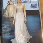 Wilma Elles Instagram - Gelin Damat Dergi Nin güncel kapak yüzü olmanın mutluluğunu yaşıyorum... Ne iyi denk geldi... çünkü tam o dönemde - şimdi evlendim.... O kadar çok çekimler ve defileeler için beyaz gelinlikleri giyindim ki herkes benim nikah fotoğrafları ilk önce bir performans olarak algıladı :)) şimdi de yavaş yavaş havalar ısınmaya başlıyor ve düğün sezon planlanıyor...Herkese mutluluklar dilerim!! Bir ömür boyu İnşallah ❤️ 2018 Nin eski kapak çalışmaları de ekledim....hangisi daha çok beğendiniz? @gelindamatdergisi @ferhatmugurtay @serhanserter_official @avsahcelik