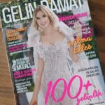 Wilma Elles Instagram - Gelin Damat Dergi Nin güncel kapak yüzü olmanın mutluluğunu yaşıyorum... Ne iyi denk geldi... çünkü tam o dönemde - şimdi evlendim.... O kadar çok çekimler ve defileeler için beyaz gelinlikleri giyindim ki herkes benim nikah fotoğrafları ilk önce bir performans olarak algıladı :)) şimdi de yavaş yavaş havalar ısınmaya başlıyor ve düğün sezon planlanıyor...Herkese mutluluklar dilerim!! Bir ömür boyu İnşallah ❤️ 2018 Nin eski kapak çalışmaları de ekledim....hangisi daha çok beğendiniz? @gelindamatdergisi @ferhatmugurtay @serhanserter_official @avsahcelik