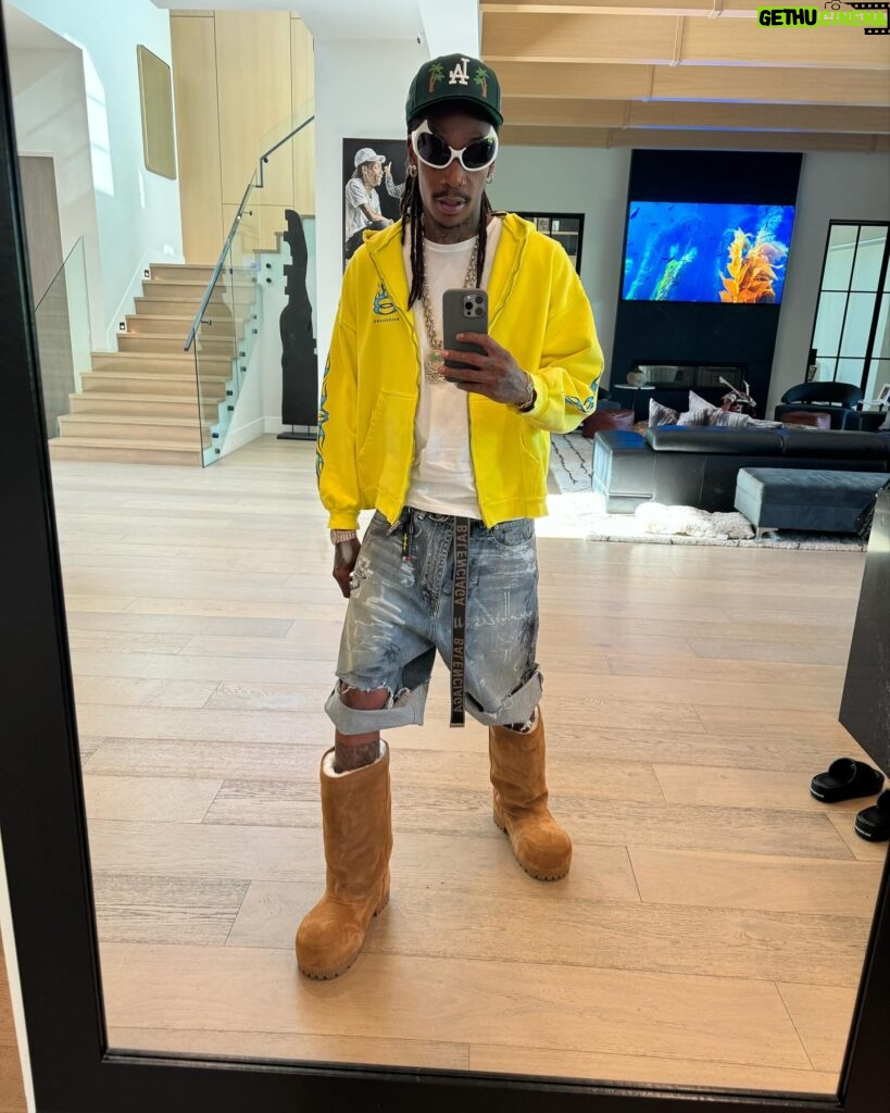 Wiz Khalifa Instagram - If they don’t look twice i didn’t do my job.