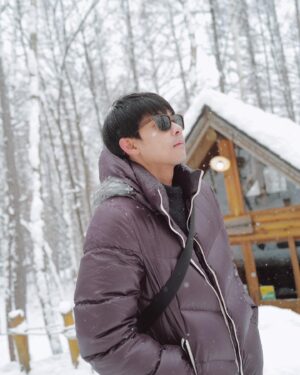 Worrawech Danuwong Instagram - หนาวกายแต่อุ่นใจจังเลย☃️❄️