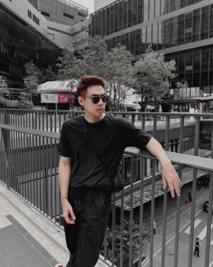 Worrawech Danuwong Instagram - ปีใหม่ทรงใหม่ ต้อนรับฤดูร้อนตลอดปี😄☀️