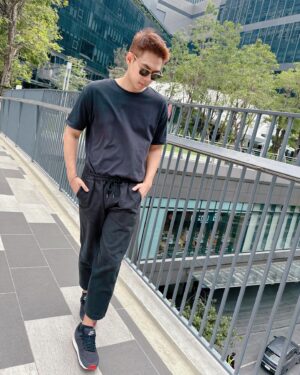 Worrawech Danuwong Instagram - ปีใหม่ทรงใหม่ ต้อนรับฤดูร้อนตลอดปี😄☀️