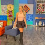 Ximena Córdoba Instagram - Feliz sábado…. @ximenacordoba más que lista para #cuéntameloyaalfin! 🫶🏻⭐️📺 @canalestrellas @cuentameloyaof