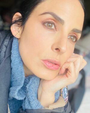 Ximena Herrera Instagram - La mujer más sexy es la que va vestida de amor propio y sabe lo que vale como mujer. 🎀 #Tbt ( La foto #10 es la mejor) #VibraBonito #VibraAlto #MerecesLoMejor #Ámate #Respétate 🪄🔮🪬🧿🌹💕