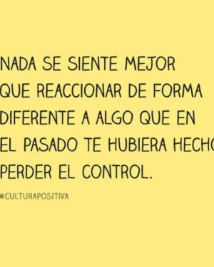 Ximena Herrera Instagram - Mi vida, mi tiempo, mi trabajo, mis errores, mis aciertos, son míos y son parte de la mujer en la que me he convertido.
Qué afortunada soy por haber tomado siempre el camino más largo y complicado porque me ha empoderado en todos los sentidos. Se puede salir adelante sin pisotear a NADIE, sin escándalos, sin desesperación y sin depender de nadie.
No es fácil, pero nada de lo que vale la pena en la vida, lo es. 
Gracias a todos los que me acompañan todos los días es esta nueva forma de comunicarnos. Los valoro muchísimo. Y gracias a todos los que me enseñaron que no existe amor más grande que el propio. ☺️🙌🙏💕 #VibraBonito #CreeEnTi #NoCompitasConNadie #setumejorversion #CumpleTusMetas #Resiliencia 🌱 #FemalePower 🙌