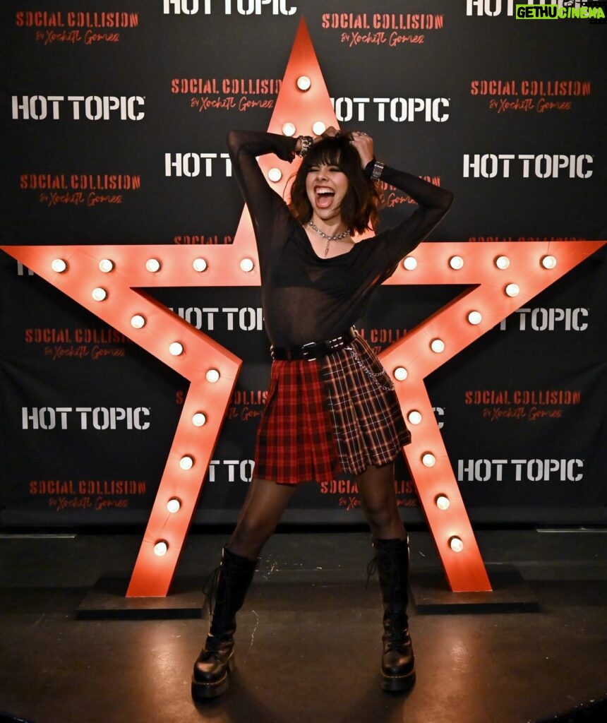 Xochitl Gomez Instagram - Dreams coming true w @hottopic #socialcollison Thank u for letting me…design?!?! Like 🤯 and I can’t wait for the next one, it’ll be a fun ride ☺️
