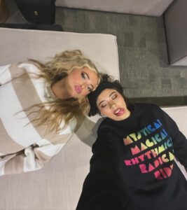 Xochitl Gomez Instagram - 🧸🫂