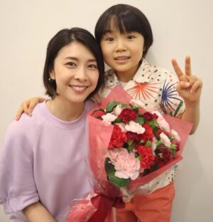 Yûko Takeuchi Instagram - ・
#サッポロ一番の息子と一緒
#母の日ありがとうしてもらった
#こちらこそありがとう❣️