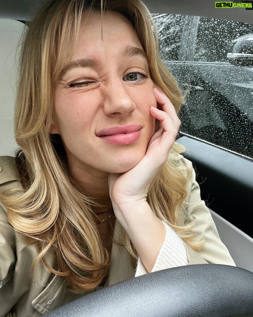 Yael Grobglas Instagram - Anyone else park at home and then spend 20 min in the car because it’s raining and no thank you sky waters ?