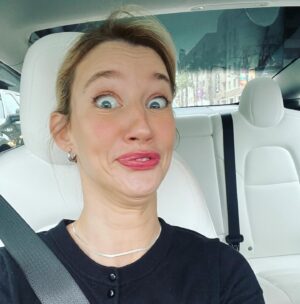 Yael Grobglas Instagram - The escalation of a selfie attempt.