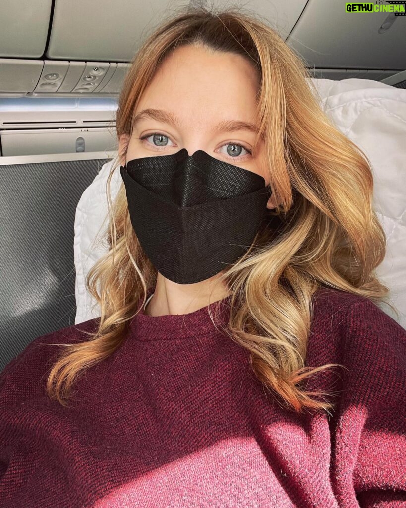 Yael Grobglas Instagram - Up up and away