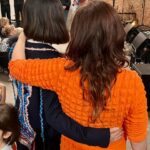 Yael Stone Instagram - Never known life without this sweet human @elanastoneworld ♥️♥️♥️♥️ In this photo she was literally having contractions while she showed up to the @_hineighbour launch which she organised like a boss and then played in a super group and wailed a theme song for Hi Neighbour and brought the love and joy and spirit she always does. My sister. Love her so so so much. Tag you sister and get smooshy about her please! Photo by sister from a different mister @heidilenffer ♥️