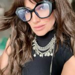 Yamila Reyna Instagram - Tengo ganas de lanzarme con una pequeña línea de lentes, para las Piti con estilo! Que opinan, le damos?💃