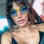 Yamila Reyna Instagram - Mi pelo es tan camaleónico como yo, como mi carrera, y como las capas de mis diferentes versiones que voy descubriéndome en la vida. Dicen que en que cada hito importante de una mujer, se plasma en su pelo. Pues bien, acá un reflejo de ello!😂 Y los reconocimientos son para @giancarlodiazza años de paciencia y crear arte con mis locuras 💇🏻‍♀️♥️ Que look les gustó más? ❌Alerta de Spoiler❌ Se viene un nuevo grannnnn cambio😱