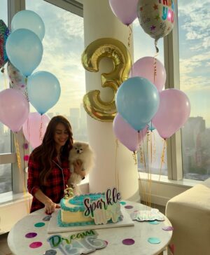 Yanet Garcia Instagram - This month is very special for me because it’s been 3 years since I started OnlyFans @onlyfans It has completely changed my life and I feel very grateful for all the love and support you have always given me because without you guys this would not be possible. Thank you to everyone who has been part of my team during this time and for being part of this dream. It has been a great adventure full of many experiences, learnings and a lot of teamwork. OnlyFans has been a tool that is helping me fulfil other long-term dreams and I feel very grateful for this. That's why before this month ends, just for today my OnlyFans is free!!!
Let’s celebrate together 🥳 
Sending you all lots of love ♥️

GRACIAS EQUIPO POR SER PARTE DE ESTOS 3 AÑOS 🥳
@rafaelarroyo @dievkophoto @dievko @kevinrivasmakeup @carlosdeanda20 @waithsman @clarissareyesbeauty @vicoguadarrama @enricobompani ❤️