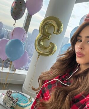 Yanet Garcia Instagram - This month is very special for me because it’s been 3 years since I started OnlyFans @onlyfans It has completely changed my life and I feel very grateful for all the love and support you have always given me because without you guys this would not be possible. Thank you to everyone who has been part of my team during this time and for being part of this dream. It has been a great adventure full of many experiences, learnings and a lot of teamwork. OnlyFans has been a tool that is helping me fulfil other long-term dreams and I feel very grateful for this. That's why before this month ends, just for today my OnlyFans is free!!!
Let’s celebrate together 🥳 
Sending you all lots of love ♥️

GRACIAS EQUIPO POR SER PARTE DE ESTOS 3 AÑOS 🥳
@rafaelarroyo @dievkophoto @dievko @kevinrivasmakeup @carlosdeanda20 @waithsman @clarissareyesbeauty @vicoguadarrama @enricobompani ❤️