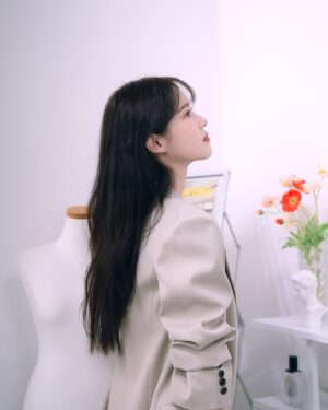 Yang Hye-ji Instagram - 🌹