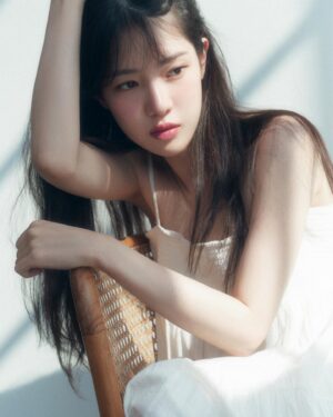 Yang Hye-ji Instagram - 🖤