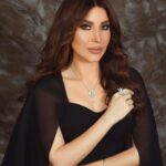 Yara Instagram - عساكم من عواده وأعاده الله عليكم بالخير والبركة … #عيد_فطر_سعيد 🤍 يارب تكون كل أيامكم خير وسعادة 😍🙏🏻 Dressed by: @aavvafashion 🖤 Makeup: @charbel.assaf.makeup Hair: @wassimsteve Jewelry: My collection #LoveMeLoveMeNot 🌼 @samrajewellery Contact lens: My collection “Hazel Tan” @samacontactlens 👁 Photographer: @zobiansaadofficiall #Yara | #يارا
