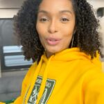 Yara Shahidi Instagram – From the first day Zoey arrived at CalU to our 100th episode… It’s been a journey filled with laughter, growth, and endless memories. TONIGHT’s episode is a hilarious reminder of where it all began… you’ll be seeing double👀 👯‍♀️✨ #ThenAndNow #MilestoneMoments #Grownish