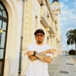Yedinson Flórez Instagram - Relajaito manín! No soy así de guapo, así me ven los ojos de @eldelasfotos