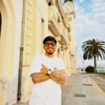 Yedinson Flórez Instagram - Relajaito manín! No soy así de guapo, así me ven los ojos de @eldelasfotos
