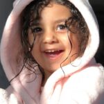 Yekta Naser Instagram - دخترهاى قشنگم خودتان را دوست بداريد