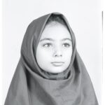 Yekta Naser Instagram - اين عكسها يك ماجراى بامزه داره مريم تخت كشيان عزيز از عكاسهاى خوب و بنام سينما اين عكسها رو براى منوچهر فرستاد و ميخواست بدونه كه من هستم يا نه و جالب اينجاست كه هنرمندى كه عكسهاى قديمى رو از عكاسيهاى قديمى جمع آورى ميكند به آنها برخورده و چون به نظرش شبيه من بوده براى مريم عزيز فرستاده خودم خيلى ذوق زده شدم چون نداشتمشون و فكر كنم عكس اول مال اول دبستانم باشه#يكتا_ناصر @alizzanjani