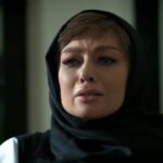 Yekta Naser Instagram - شايد براى خيلى از شما اين نقش تجسم شيطان باشد اما براى من تجسمى از رنج و درد بود از اينكه با ادبياتى توهين آميز برايم مينويسيد هم خوشحال ميشوم چون ميپندارم حتماً انقدر واقعى بودم كه پذيرفتيد و هم مى رنجم كه ندانستيد ايفاى اين نقش يعنى لطمه اى عظيم بر روح وجسمم و در نهايت سپاسگزارم كه با وجود تمام انتقادات بجا و نابجا مارا دنبال ميكنيد.#دل#يكتا_ناصر ♥️