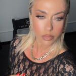 Yeliz Yeşilmen Instagram - Bugün saat 14:00’da ATV ekranlarında yine buluşalım acaba neler yaşandı? #yelizyeşilmen #tv #atv #mutfakbahane #yemekprogramı #öneçıkar #keşfetteyiz #instgram