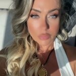 Yeliz Yeşilmen Instagram - Değerli takipçilerim çok çok eğlendiğim muhteşem bölümler geliyor çarşamba günü ATV ekranlarında mutfak bahane programında görüşmek üzre neler yaşandı neler merak edenleri ekrana bekliyorum @atvmutfakbahane @suproyapim. @atvturkiye #yelizyeşilmen #atv #food #fyp #reels #öneçıkar #keşfetteyim