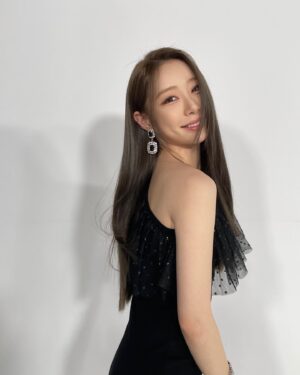 Yeonjung Thumbnail - 47.8K Likes - Top Liked Instagram Posts and Photos