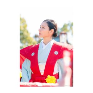 Yoh Yoshida Instagram - 皆さま、今年もお誕生日を覚えてくださり
ありがとうございます😊

健康であること、
求めていただける現場があること、
覚えるべきセリフがあること、

愛情深く素晴らしいスタッフさんと、
感性豊かで愉快な仲間たちがそばにいてくれること、

そして、いつも応援してくださる、
あなたと、あなたと、あなたの、

そのすべてに、心からの感謝をこめて。

さぁ、今年は久しぶりにこれやりますよ。
それではみなさま、

お祝いコメント、
よーいどん😊

Happy  birthday to me!!

#HBTM2024
#人生初の豆まき
#貴重な体験でした
#by詮子
#23:38生まれ
#まだ生まれてません
#幾つかお写真いただきました
