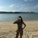 Yongwaree Anilbol Instagram - Pool villa & burn skins & quiet night & still finding nemo & family & fav island 🩵🐠🏝️🌙