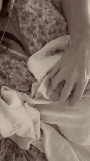 Yongwaree Anilbol Instagram - To live and to breathe for 
Welcome to the world, Joanna-Marie🦢
She was born in Washington D.C. this week. Thank you everyone for your love and support. ✨✨✨