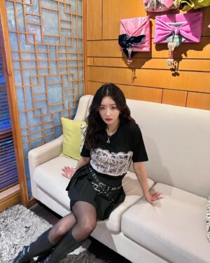 Yoon Bo-mi Thumbnail - 54.1K Likes - Most Liked Instagram Photos