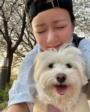 Yoon Bo-mi Thumbnail - 89.2K Likes - Most Liked Instagram Photos