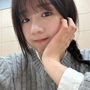 Yoon Bo-mi Thumbnail - 84.8K Likes - Most Liked Instagram Photos